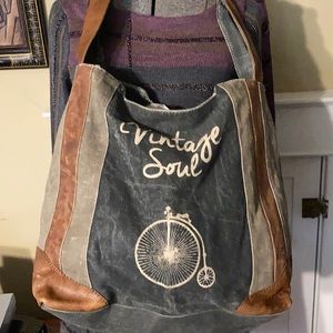 Mona b tote